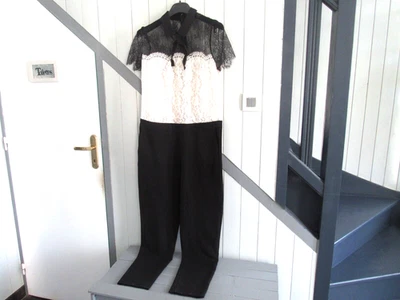 Combinaison noire et dentelle crème T 38/40 Sandro - Photo 1/4