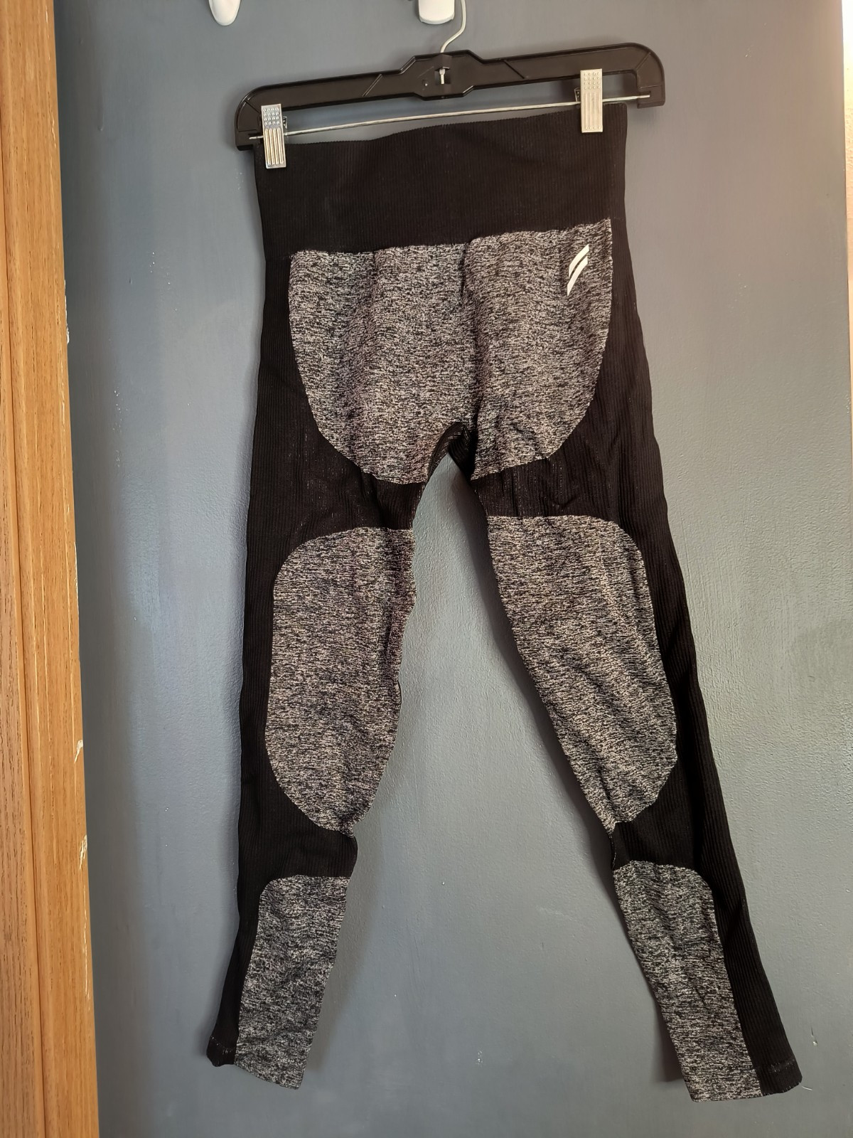 Fabletics Do You Even Impact Seamless Leggings Bl… - image 1