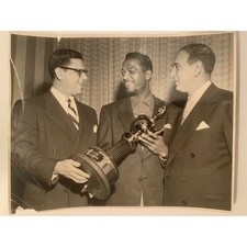 Sugar Ray Robinson - Collectible Vintage Photo - 