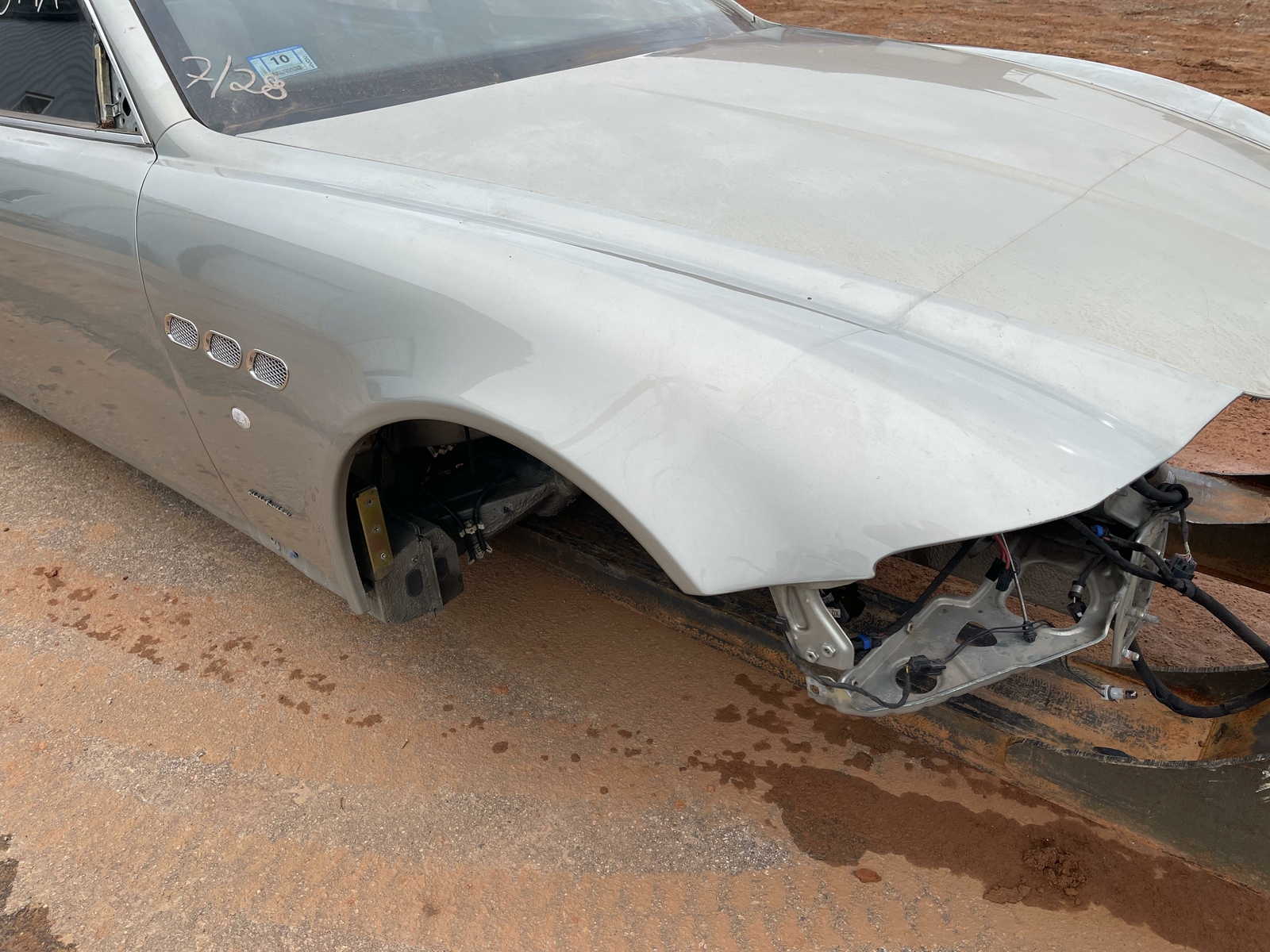 03-08 MASERATI QUATTROPORTE M139 RIGHT PASSENGER SIDE FENDER OEM