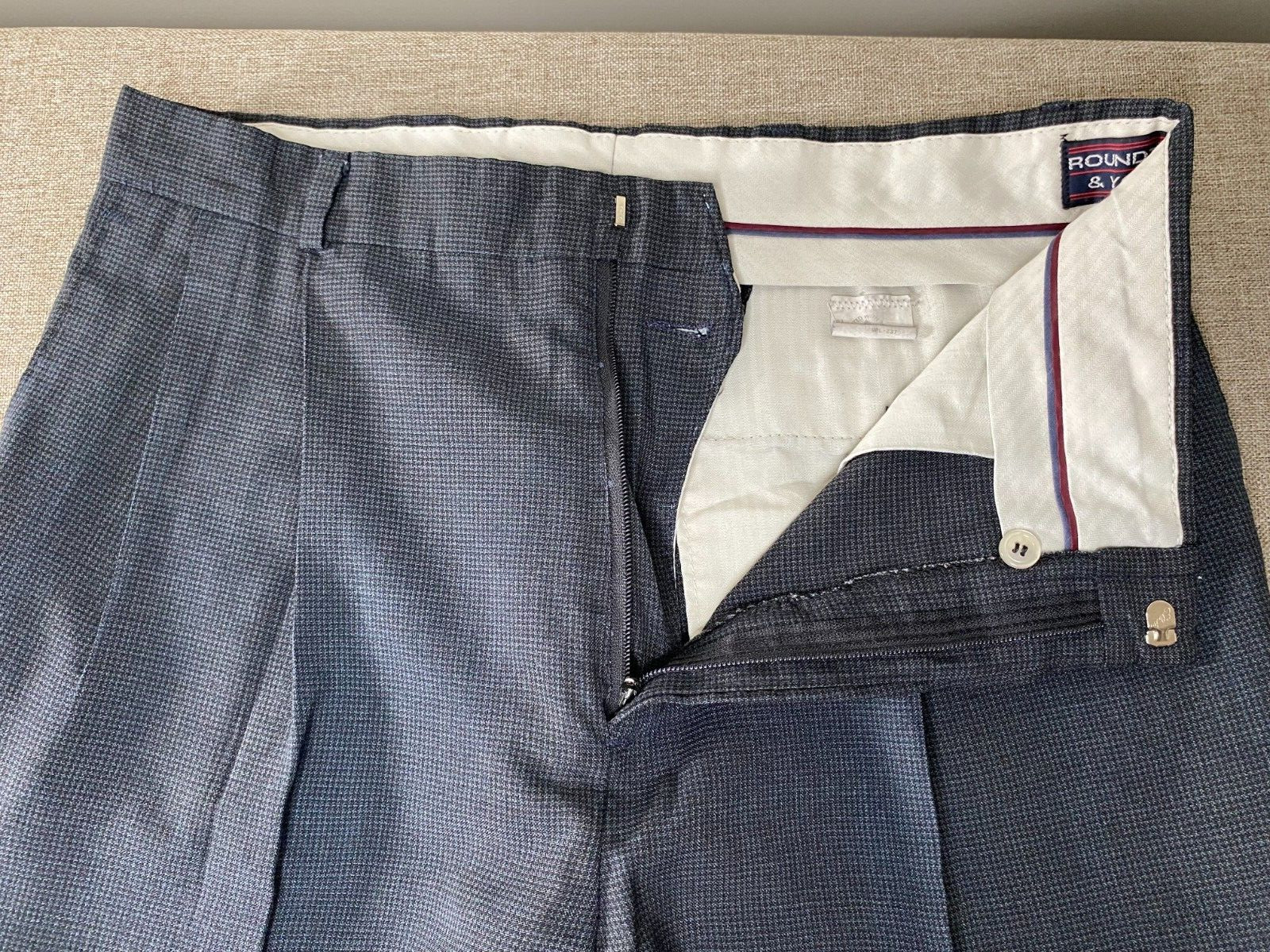 Vintage Roundtree & Yorke Wool Blend Pleated Dress Pants Men's 33 x 32 Blue VTG