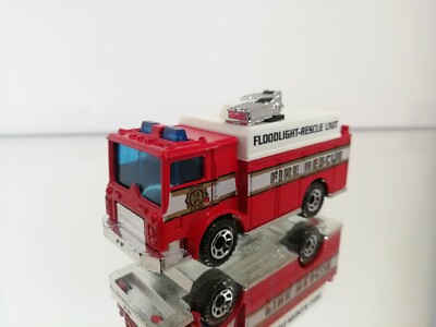 MATCHBOX MACK AUXILIARY POWER TRUCK FLOODLIGHT RESCUE UNIT