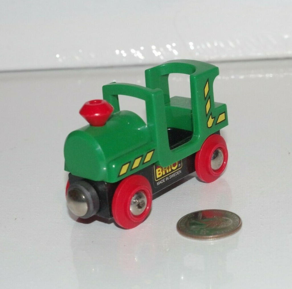 brio freight locomotive