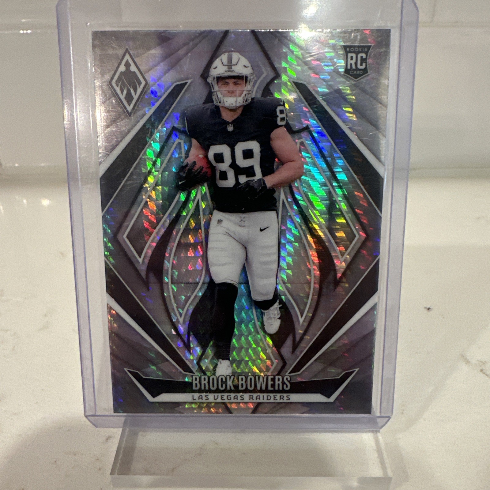 2024 Panini Phoenix - Rookies Brock Bowers #165 Hyper (RC)