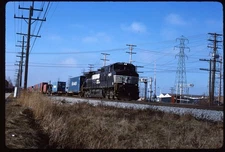 Original Rail Slide - NS Norfolk Southern 8902+ Wickliffe OH 2-1999