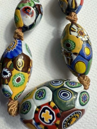 LONG VINTAGE ANTIQUE ART DECO MILLEFIORI NECKLACE. LARGE BEADS - Picture 5 of 15