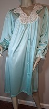 Vtg Vanity Fair Robe Med Lg Aqua Blue Beautiful White Lace Ls