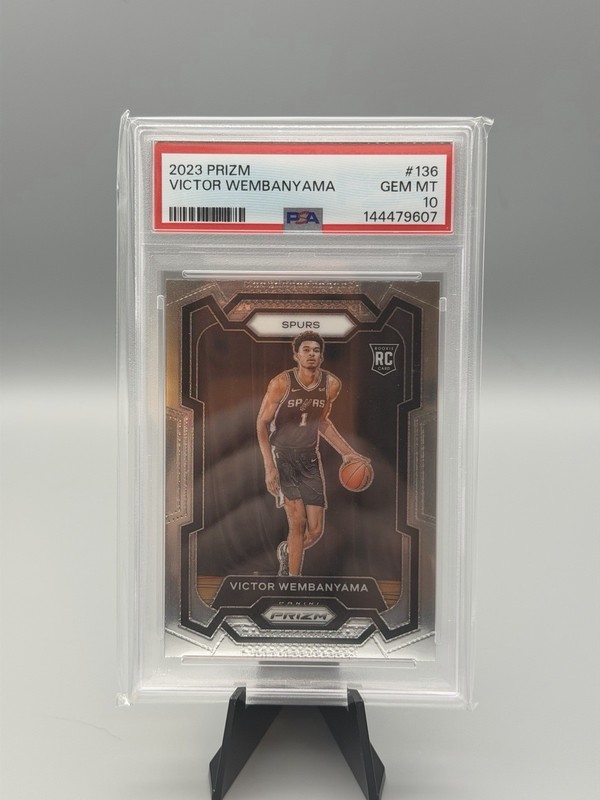 2023 Panini Prizm Victor Wembanyama RC Rookie #136 San Antonio Spurs - PSA 10