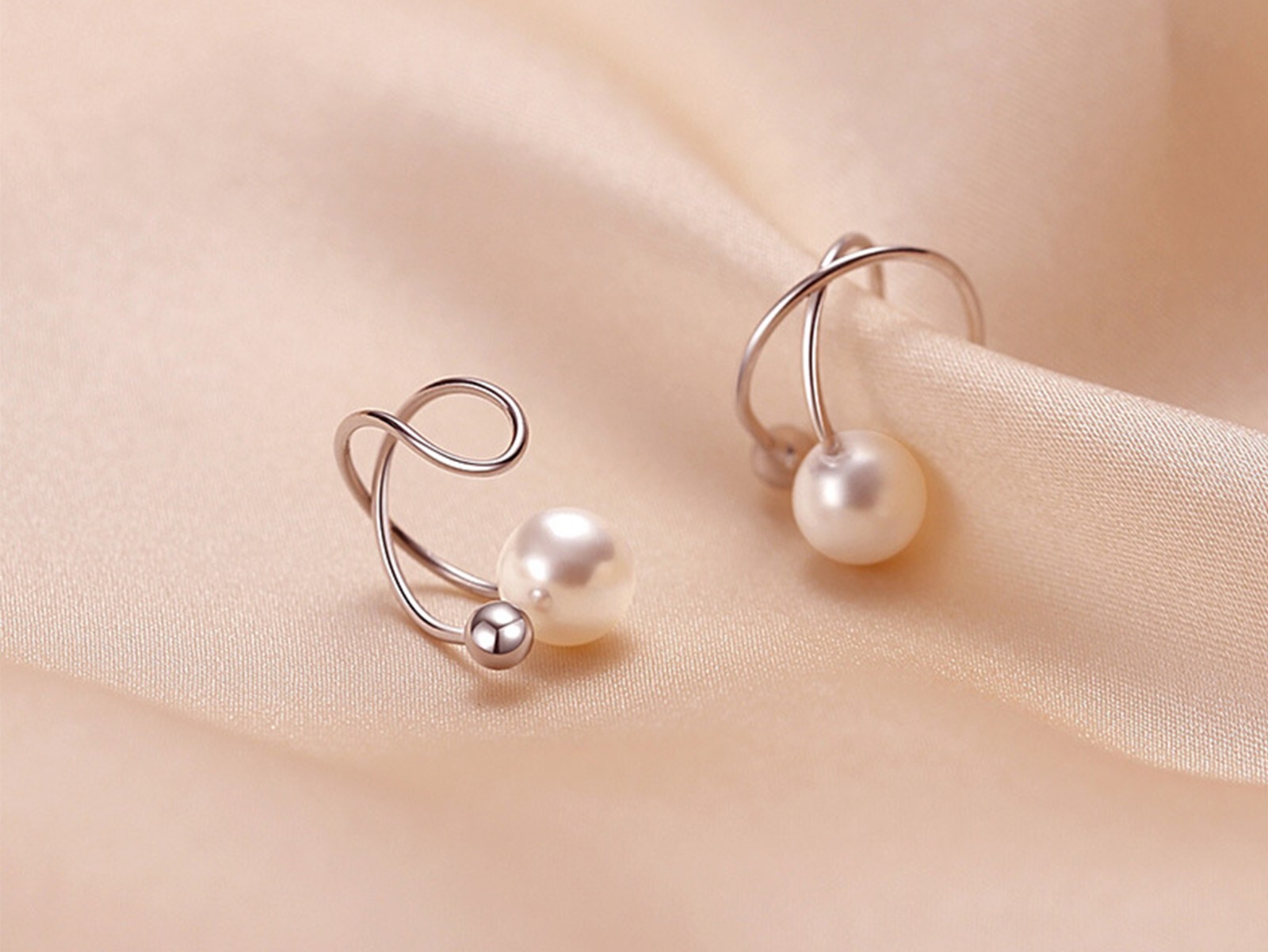 Small Pearl Clip on Earrings, Ear Cuff Clip On Studs, Bridal Clip on Earrings