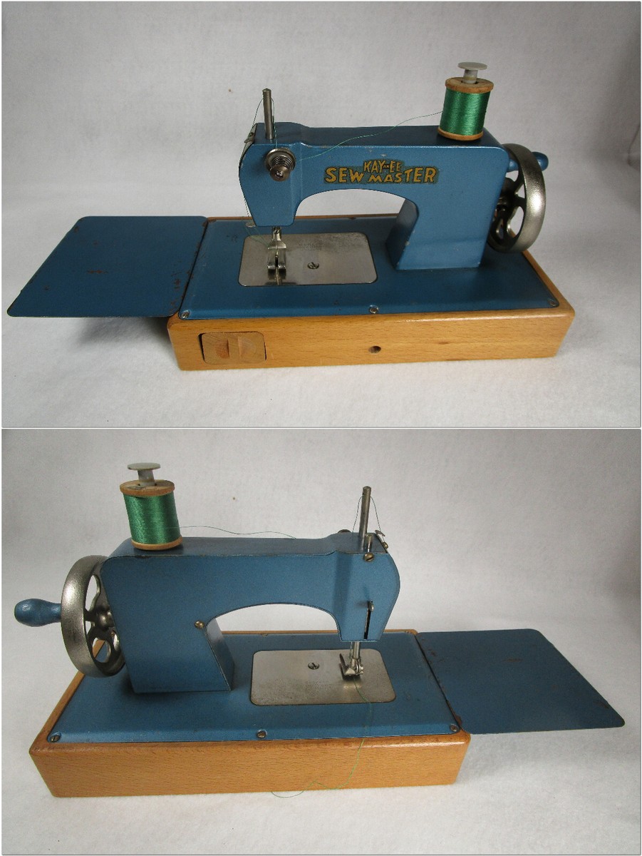 Blue Toy KAYANEE Sew Master Sewing Machine, Bed Ext, Instruct, Box