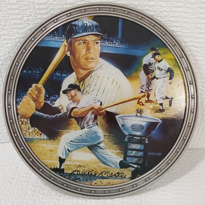 A Triple Crown Season Mickey Mantle Collector Glass Plate #2 by Stephen Gardner