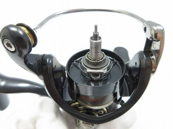 魅力の Daiwa 15EXIST2003C+zpi リール - pavdobrasil.com.br