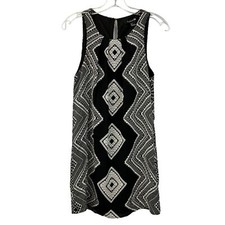 Forever 21 Women’s Sleeveless Round Neck Shift Dress Black/White Print Small