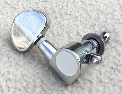 Washburn AD5CE Acoustic-Electric Guitar Original Bass Side Tuner Tuning Peg