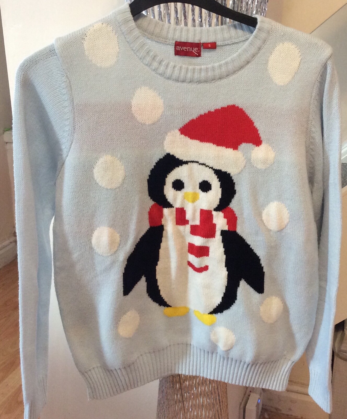 Avenue Christmas Penguin Jumper Size 