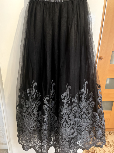 Chi Chi London - Full Length Black Ball Gown Dress (Size 10) with Sparkle Lace - Picture 4 of 7