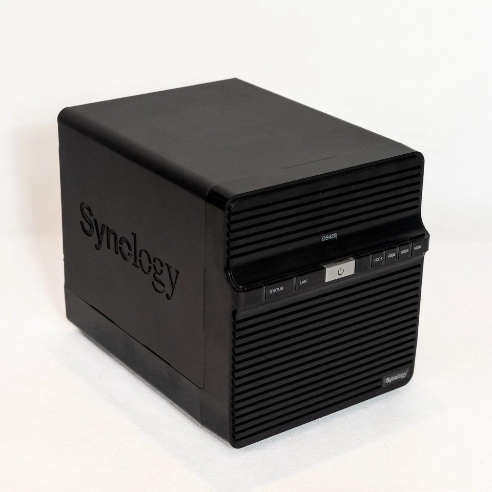 Synology DiskStation DS420j – 4-Bay NAS Festplatten Laufwerk - TOP Zustand