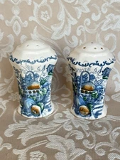 Mason’s Ironstone Fruit Basket Blue Salt And Pepper Shakers England Vintage