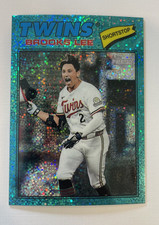 Topps 2026 Heritage Brooks Lee #60 Minnesota Twins Sparkle Parallel Baseball