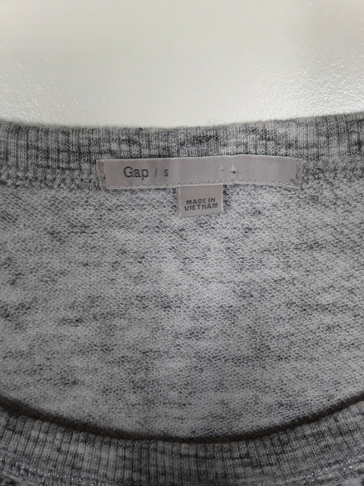 Gap Gray Silver Sequin Pullover Sweatshirt Sz S - image 2