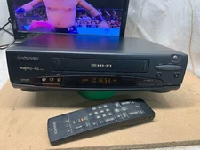 Magnavox VRT462 AT01 Vintage Video Cassette Player Recorder VCR Hi Fi 4 Head