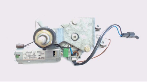 Opel Corsa B Motor Scheibenwischer hinten* 90386268 22932