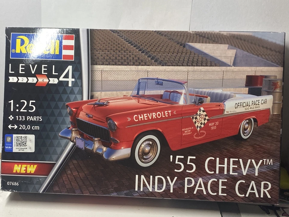 revell 1/25 🇨🇵 ´55 Chevy Indy Pace Car plastic kit - Photo 1/4
