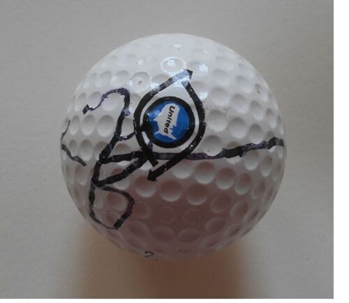 RARE EARLY MICHAEL JORDAN AUTOGRAPHED GOLF BALL-LOA - Picture 2 of 4