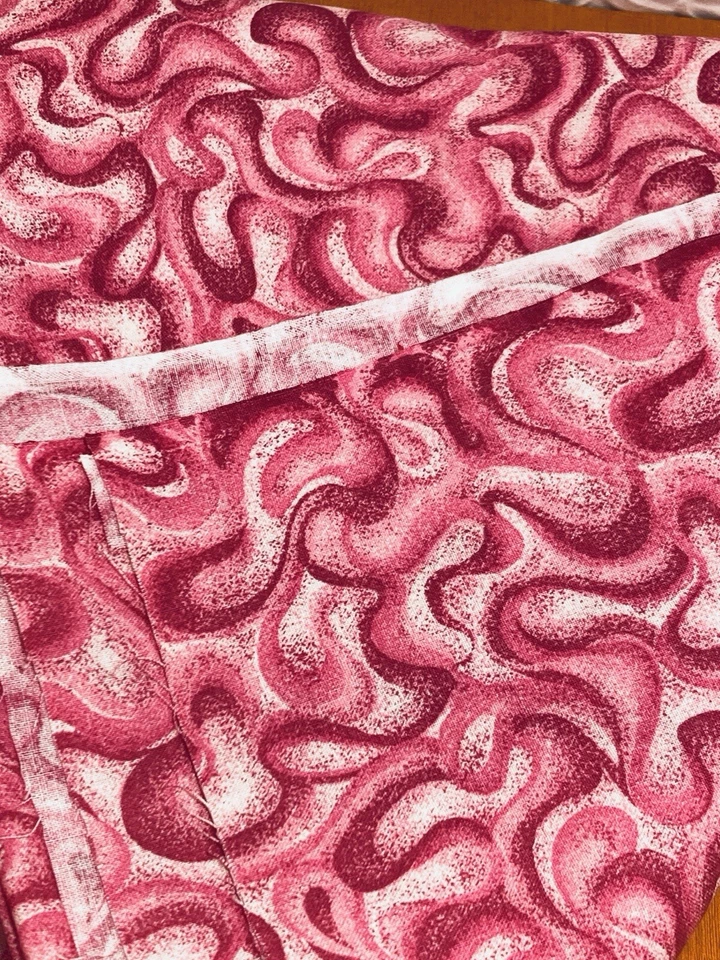 Cotton Fabric Pink Marbled Speckled Swirl White 1.25Y x 44"Width - Image 2 of 2