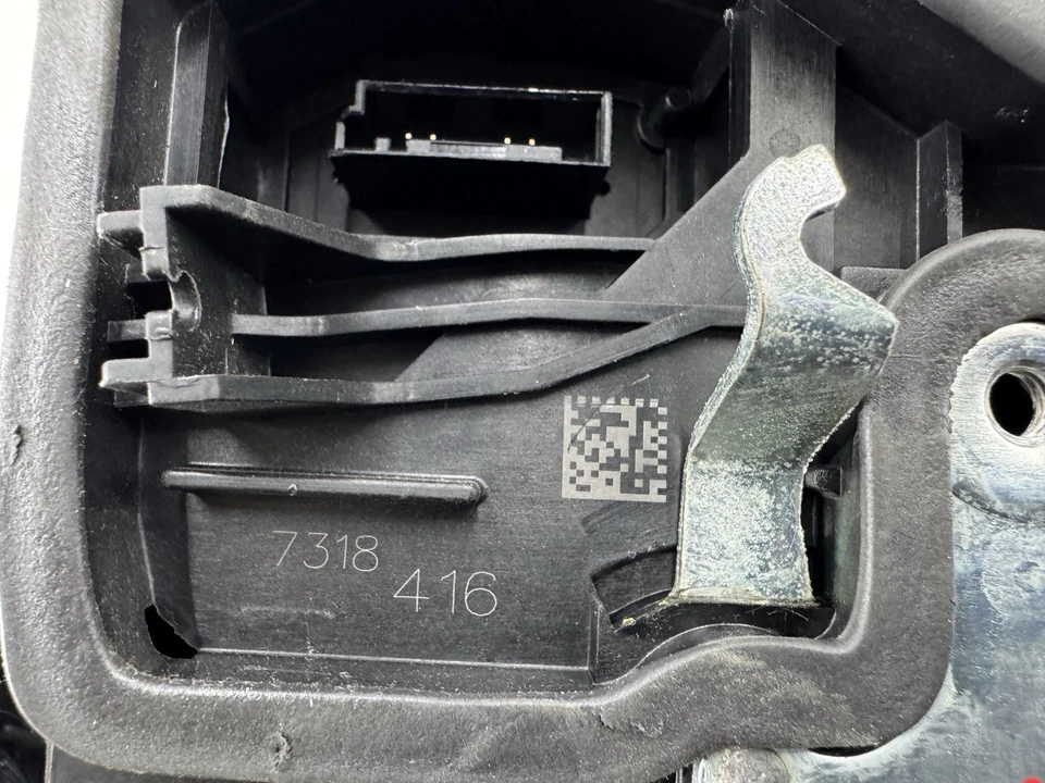 2011-2017 BMW X3 F25 ПРИВОД ЗАМКА ПЕРЕДНЕЙ ПРАВОЙ ДВЕРИ 51217318419 OEM - Изображение 4 из 4