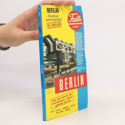 Berlin: Stadtplan patentegefaltet  |  kolektiv