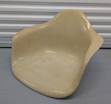 Vintage 1959 Eames for Herman Miller Parchmen...