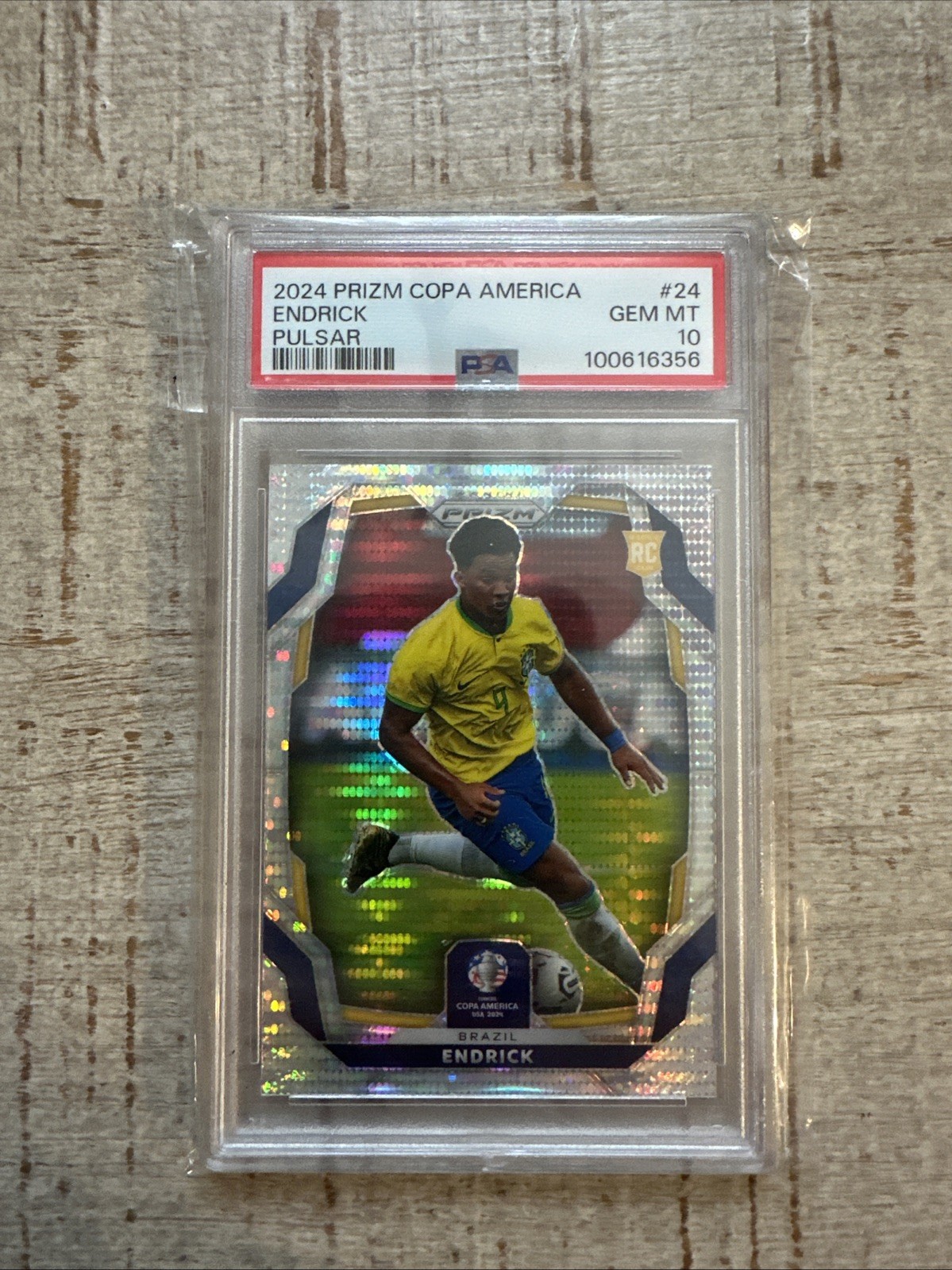 2024 Panini Prizm CONMEBOL Copa America - Endrick #24 Pulsar Prizm RC PSA 10