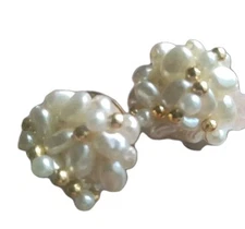 Vintage Unmarked Goldtone Faux Pearl Cluster Stud Earrings Approximately 1 "