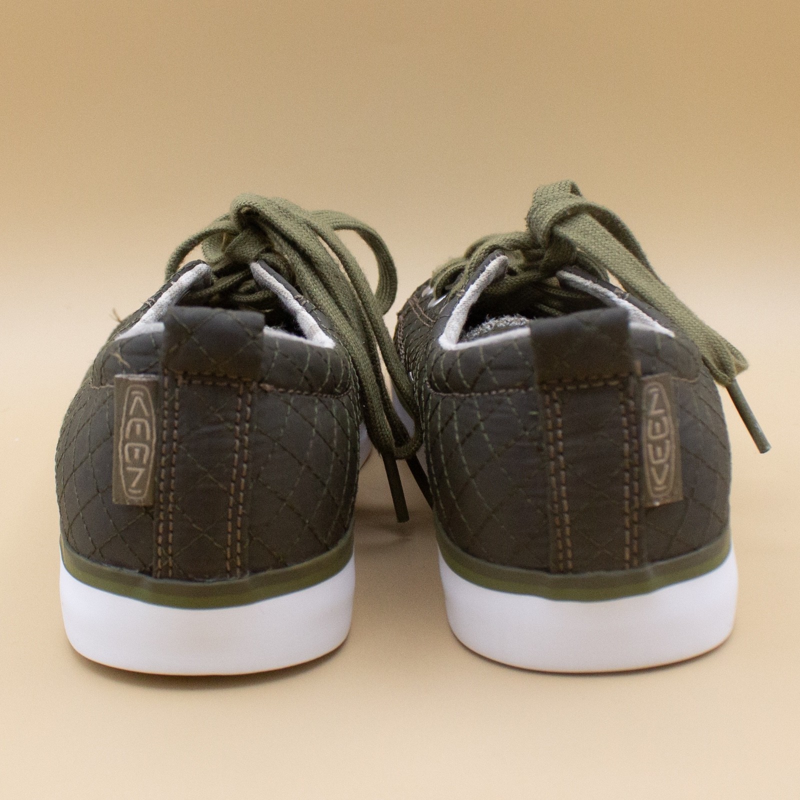 Scarpe casual Keen Elsa II trapuntate verde oliva da donna taglia 5 5