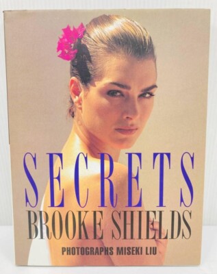 SECRETS BROOKE SHIELDS Photo Book Liu Miseki photography 1993 Used