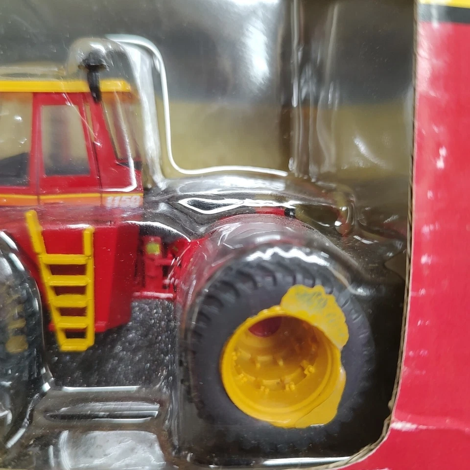 Rare Top Shelf Replicas Prairie Monster Series 1/64 Versatile 1150 w/Triples NIB - Image 3 of 4
