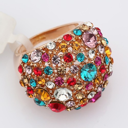 R616 Dome Cocktail Cluster Party Ring 18KGP Rhinestone Crystal Size N O - Picture 3 of 6