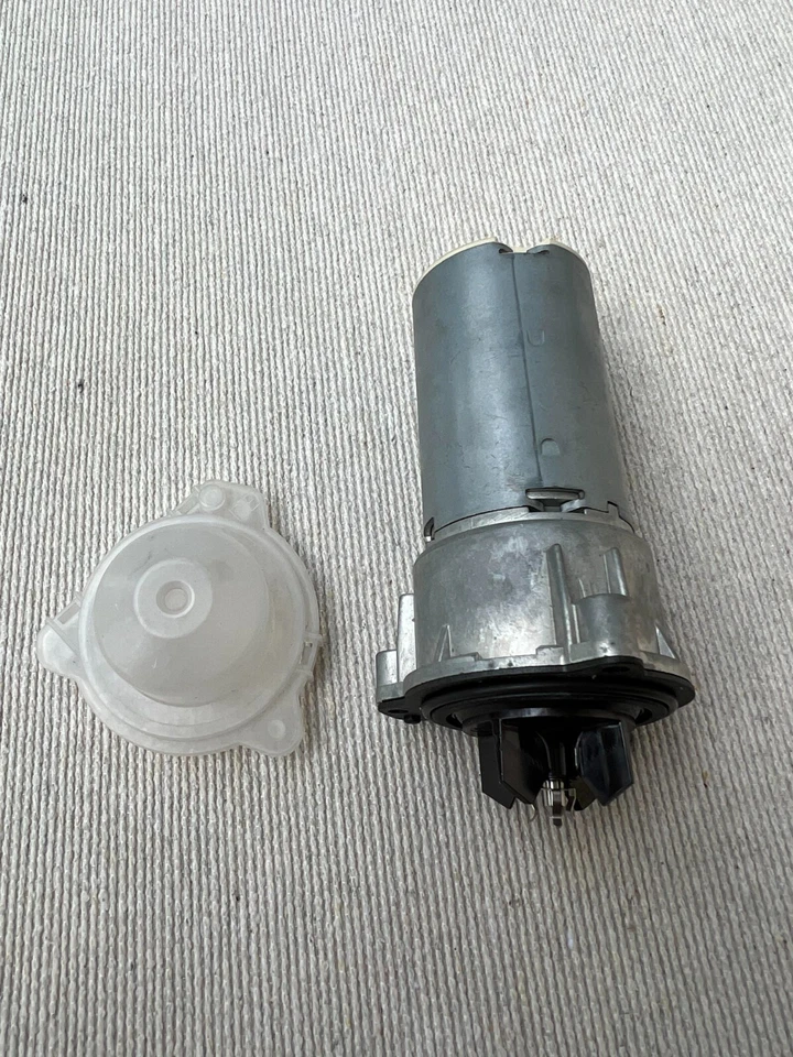 New Bosch Mercedes Benz W124 W140 C124 A124 S124 V140 Circulation Add Water Pump - Image 2 of 4