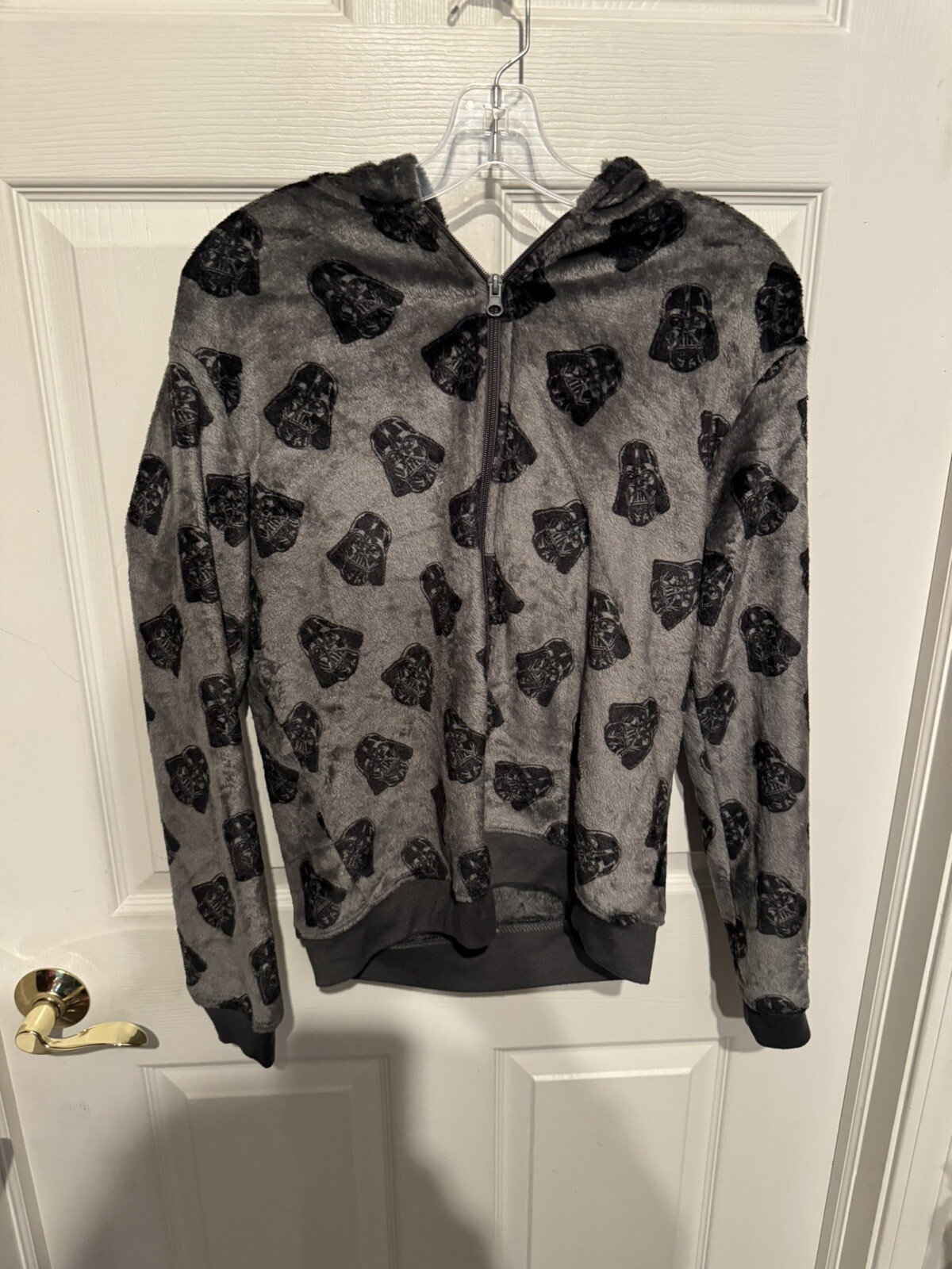 Picture 1 of 24