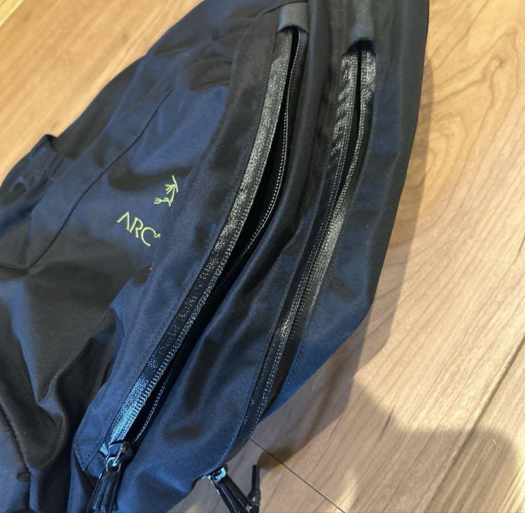 Arc'Teryx Men Bag System A Quiver Crossbody Bag Limited Arc'Teryx Men Bag System A Quiver Crossbody Bag Limited