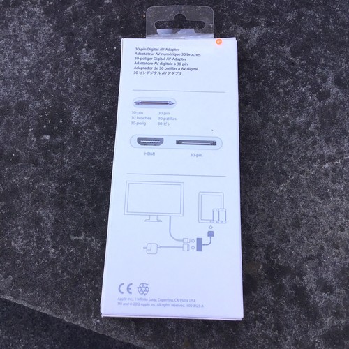 Apple MD098ZM/A 30-Pin Digital AV HDMI Adapter - White - Picture 6 of 6