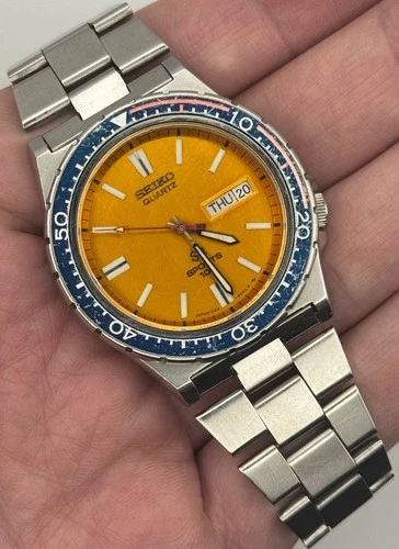 1979 Vintage Seiko Men's Diver Watch w/Orange Dial & Pepsi Bezel - 7123 Quartz