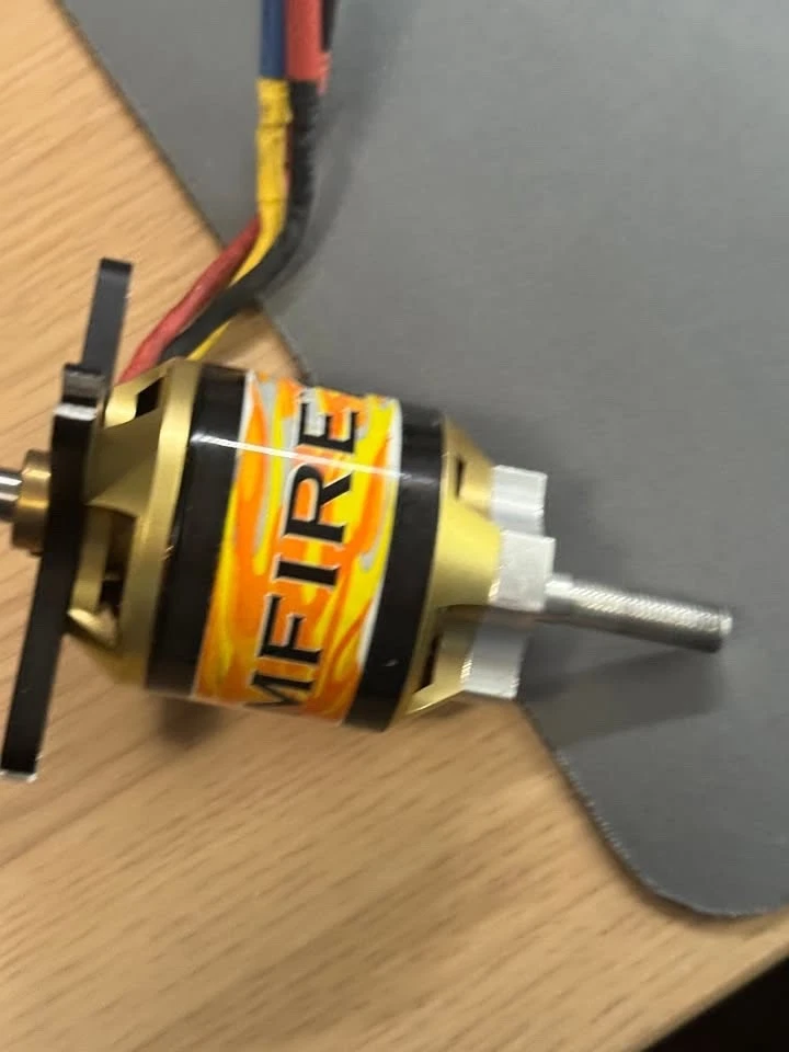 Motor eléctrico ElectriFly RimFire 1.60 63-62-250 sin escobillas Outrunner GPMG4795 Foto 2 de 2