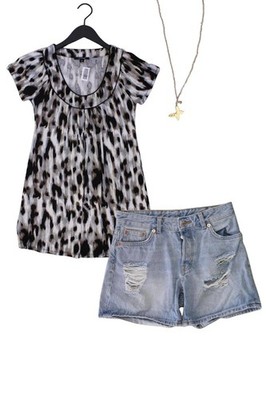 Damenmode Outfit Größe XS mit comma, T-Shirt in Gr. 34 und Halskette