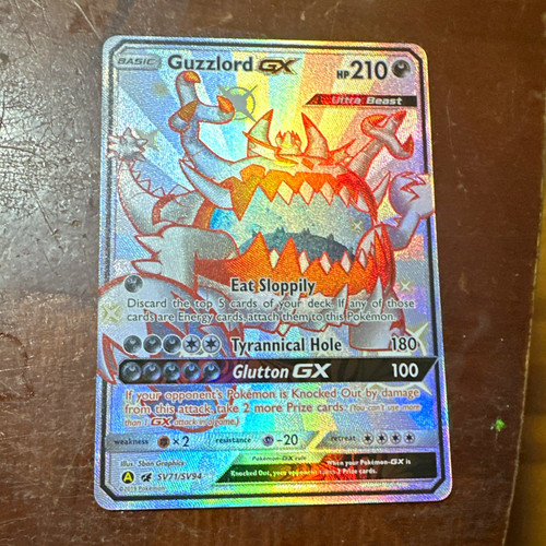 The Pokémon Company 2019 Pokemon Guzzlord GX SV71/SV94 Full Art Holo ENG 210