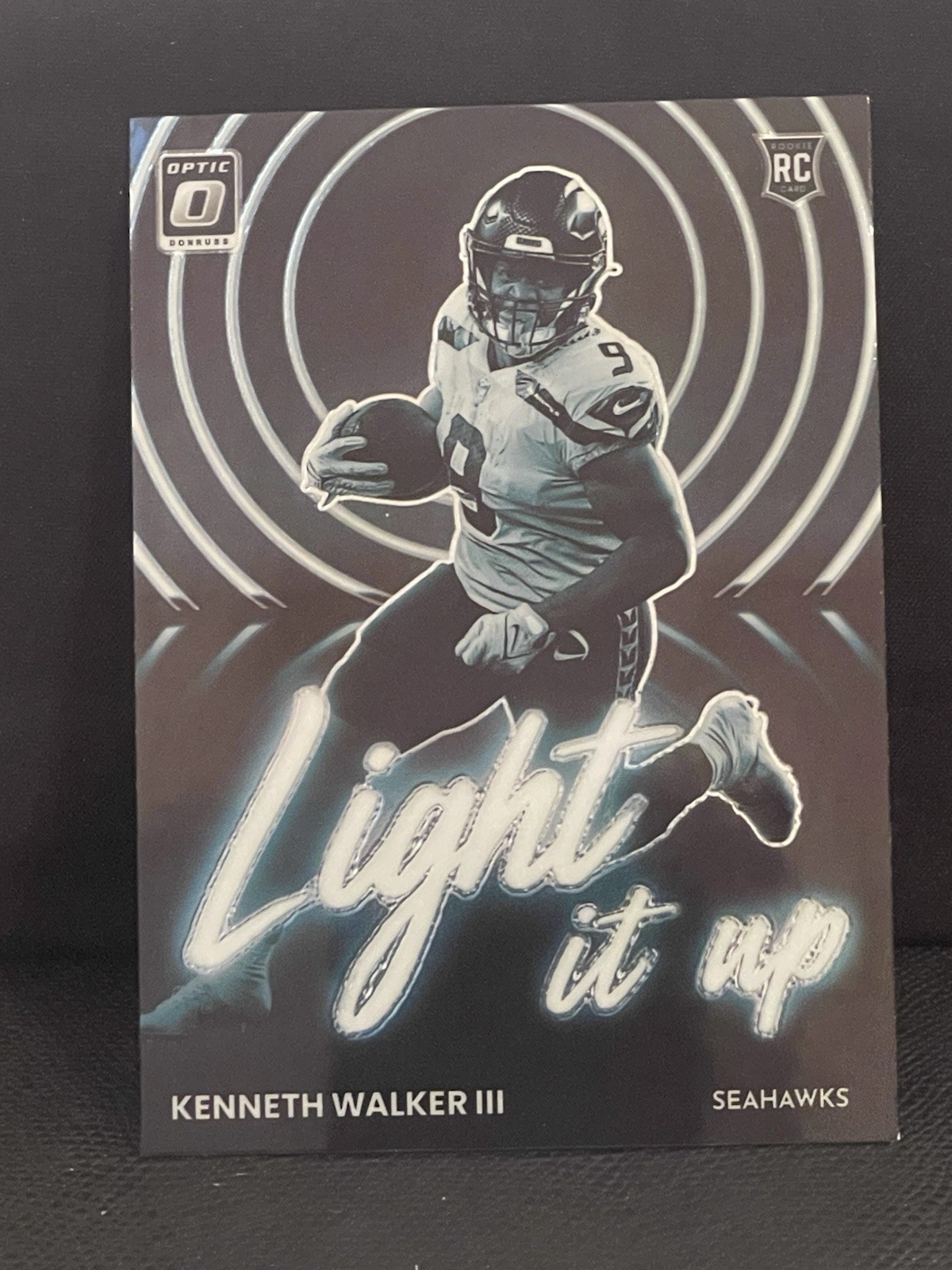 Kenneth Walker III 2022 Donruss Optic Light It Up Seattle Seahawks #LU-16