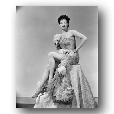 Yvonne De Carlo Photo 8x10 Portrait Classic Hollywood Actress-24