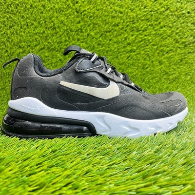 Nike Air Max 270 React Boys Size 5Y Black White Walking Running Shoes Sneakers