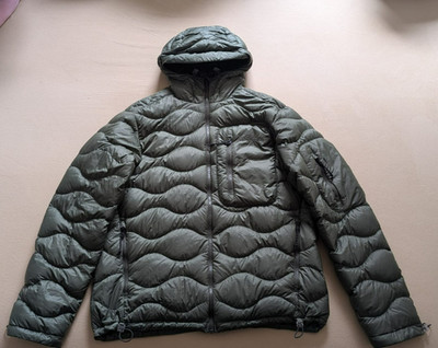 Peak Performance - HELIUM UTILITY HOOD JACKET - Daunenjacke - olive Gr. L